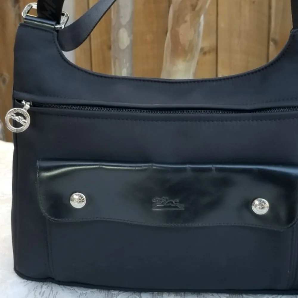 Gorgeous Vintage Longchamp Paris Crossbody bag